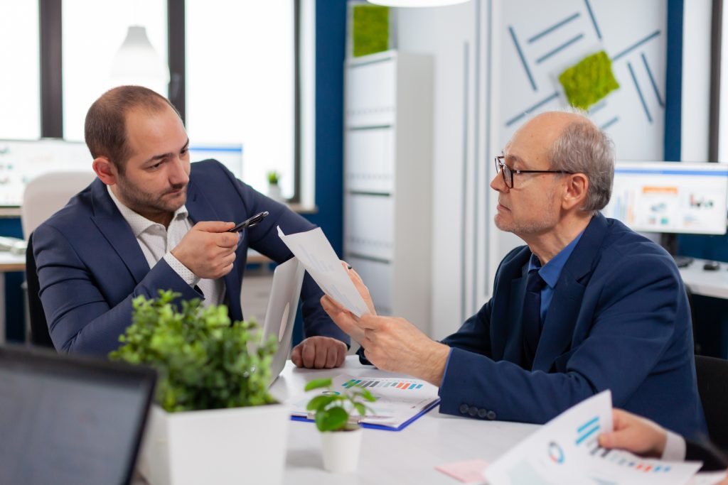 Tax advisor in the UK providing personalised tax advice to a business owner